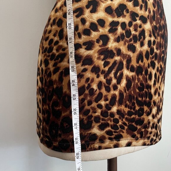 Leopard Print Sleeveless Bodycon Dress - Picture 8 of 11